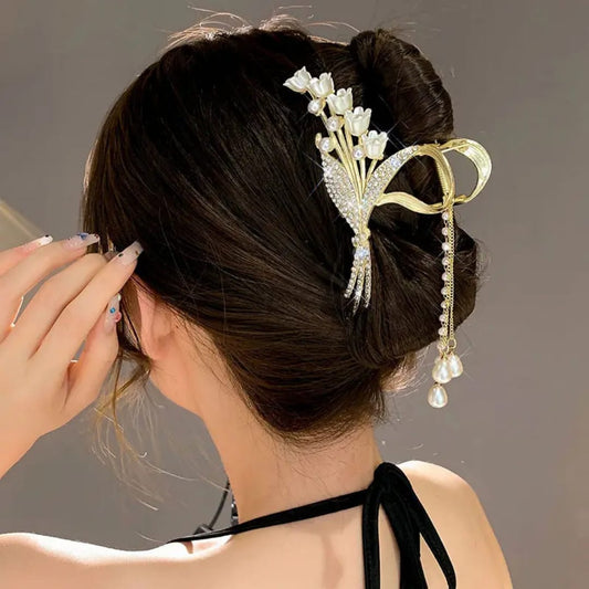 Golden Bloom Pearl  Hair Clip