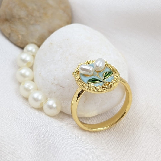 Lychee Pearl Floral Ring