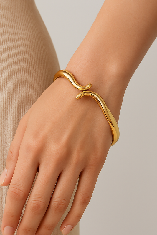 Waveform Gold Clasp Bracelet