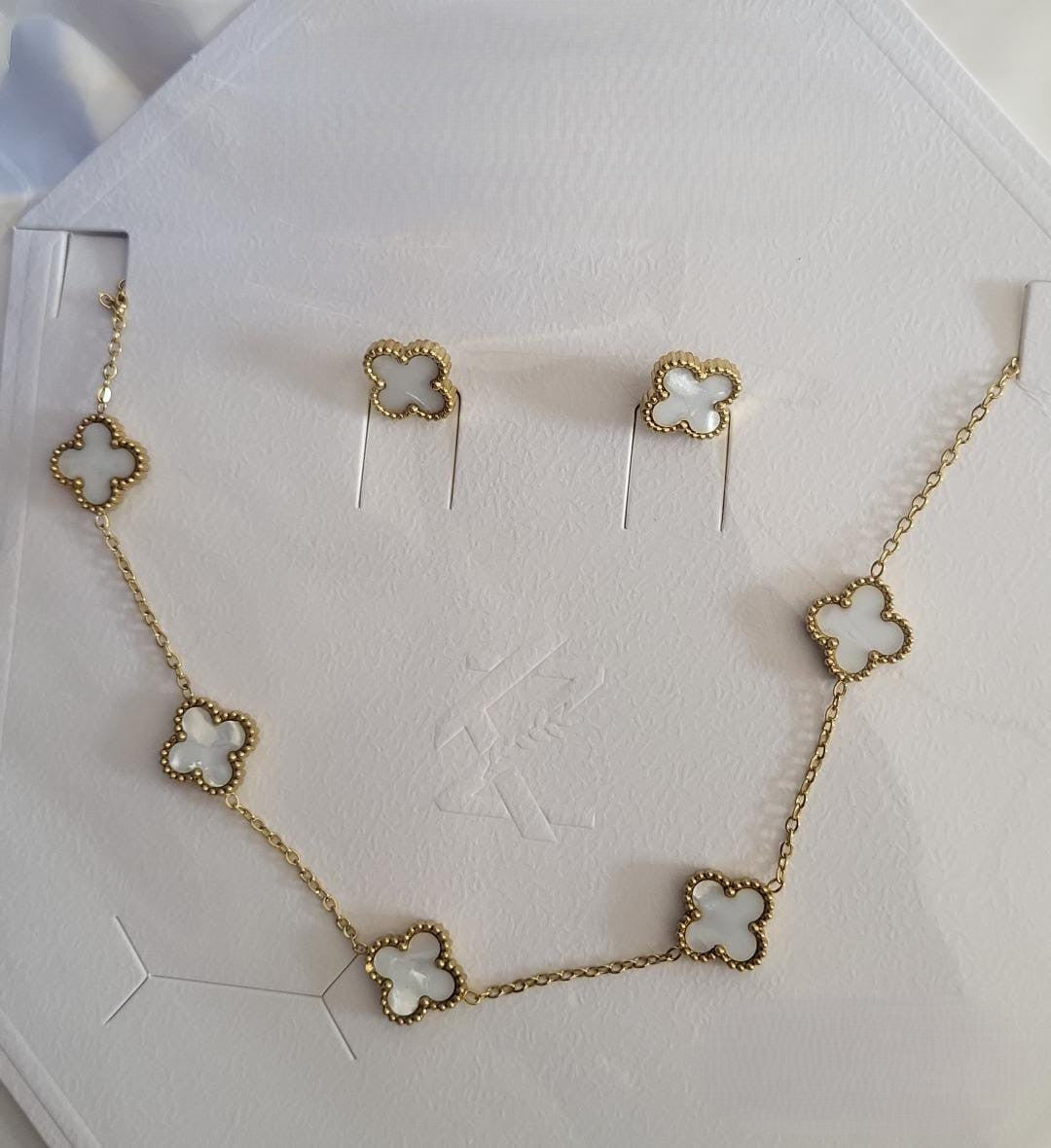 Mother of Pearl Clover Jewelry Set