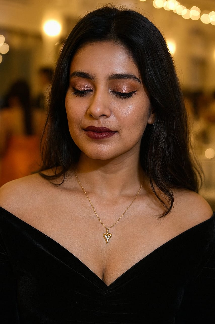 Sculpted Heart Pendant Necklace