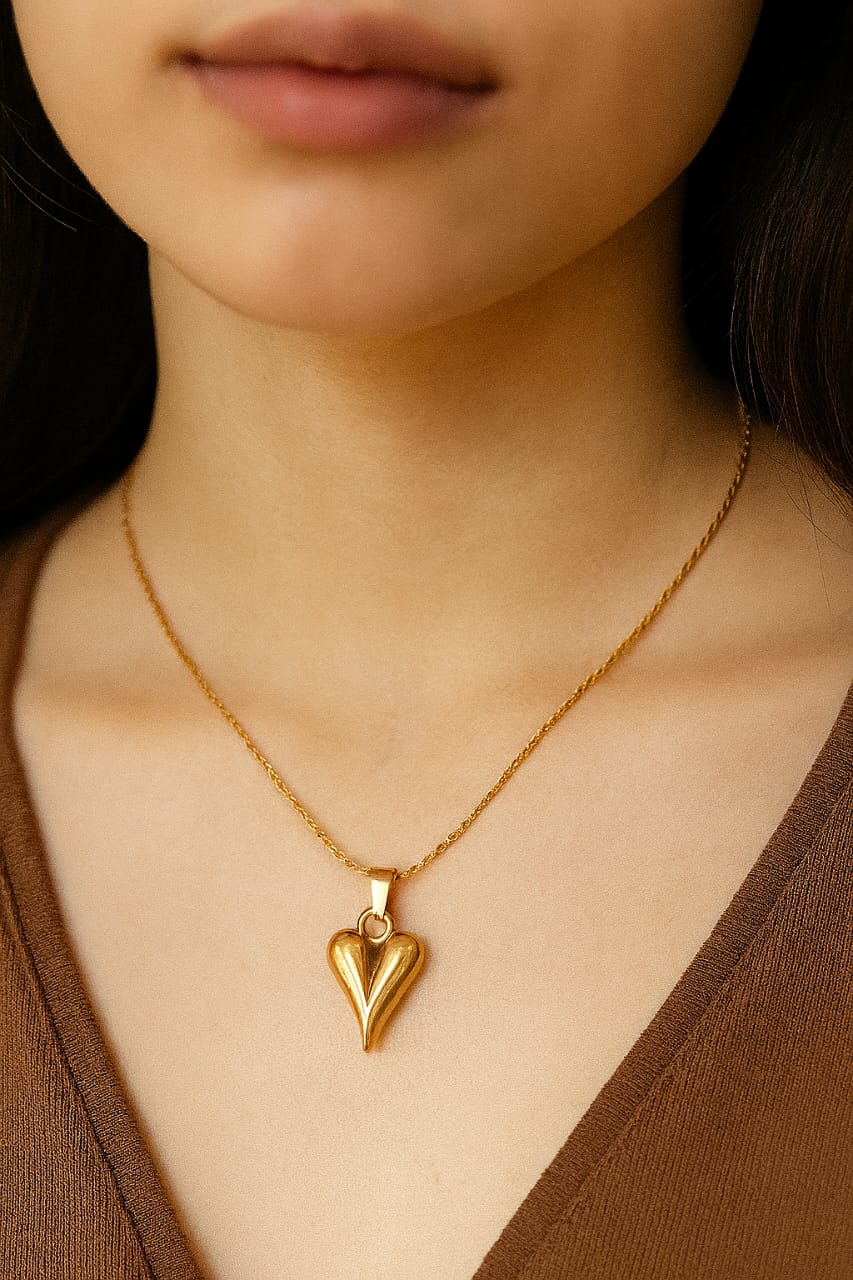 Sculpted Heart Pendant Necklace