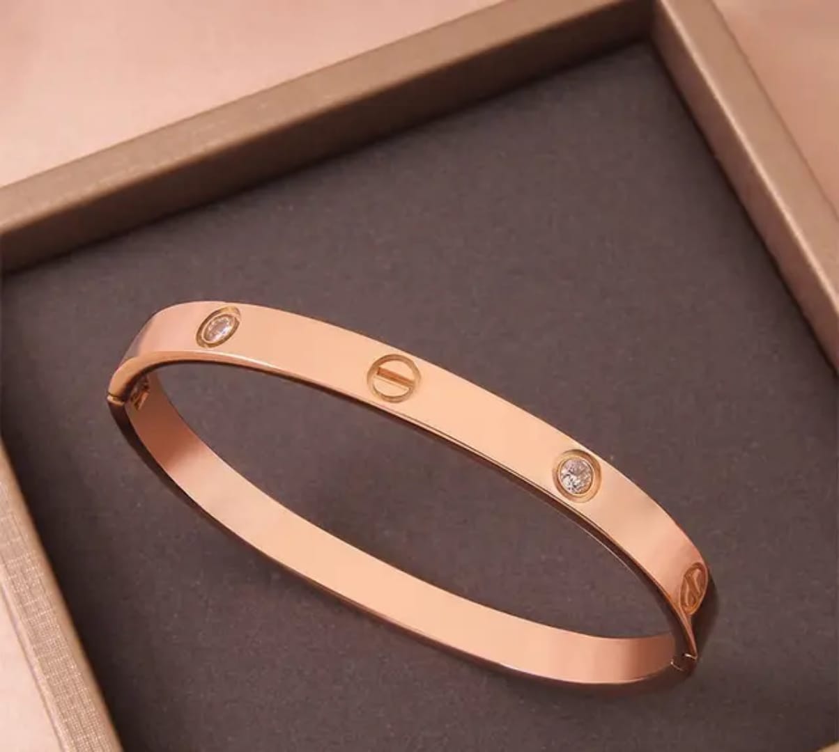 Classic Screw-Motif Gold Bracelet