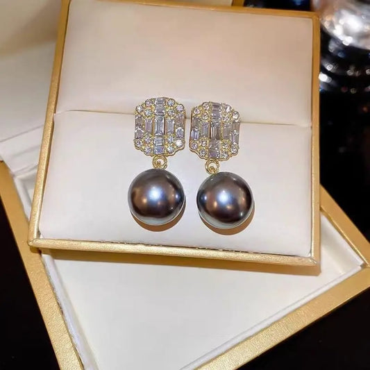 Opulent Noir Pearl Drop Earrings