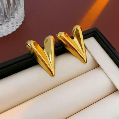 Hammered Gold V Earrings