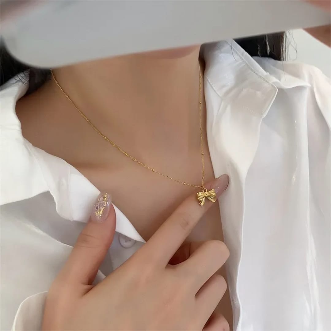 Gold Bow Pendant Necklace