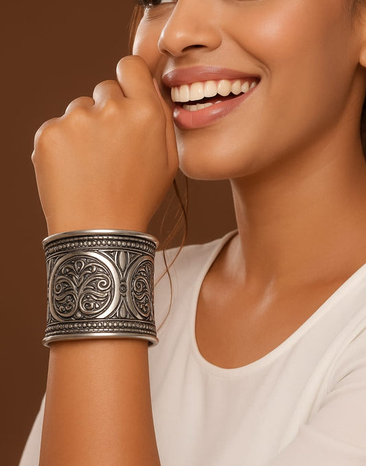 Ornate Reverie Bracelet