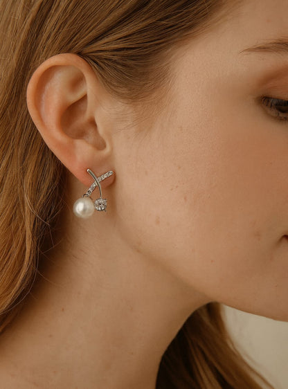 Pearl & Zirconia Arc Stud Earrings