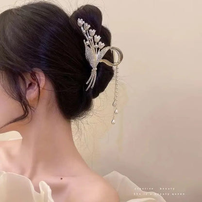 Golden Bloom Pearl  Hair Clip