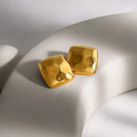 Molten Quilt Square Studs