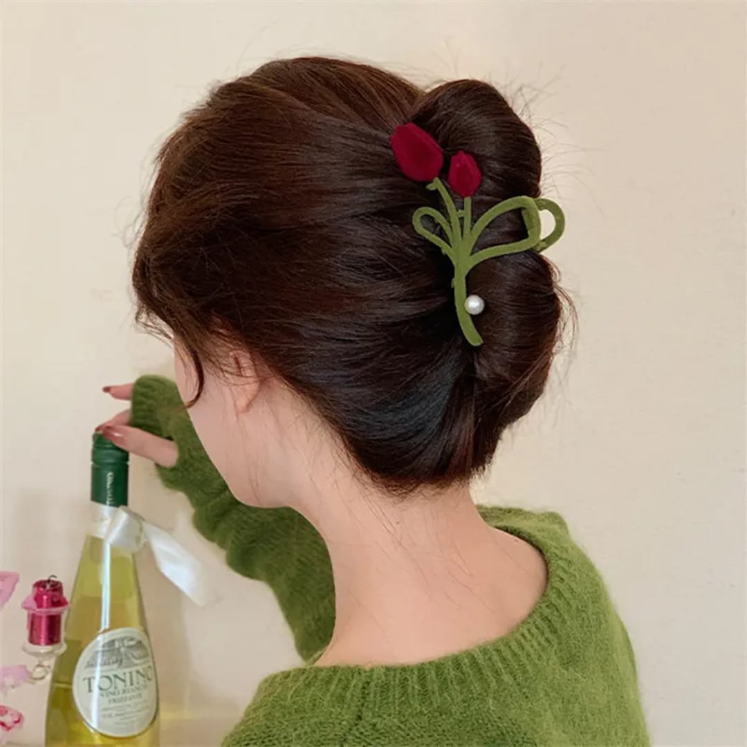 Velvet Tulip Hair Clip