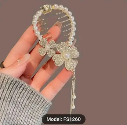 Pearl Bloom Hair Comb Clip