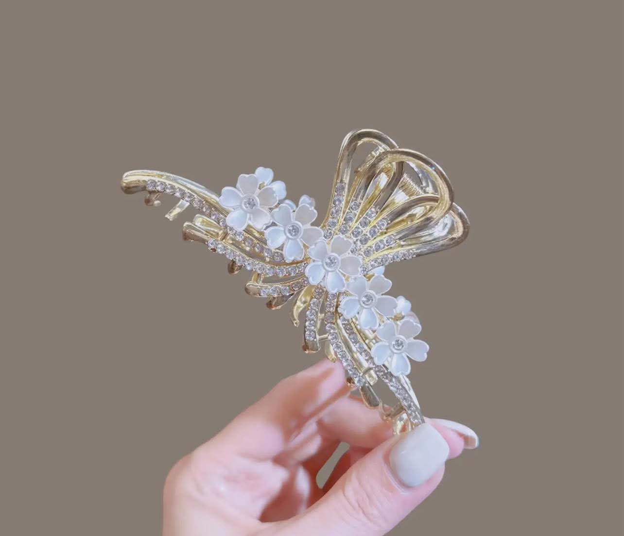 Crystal Bloom Hair Clip