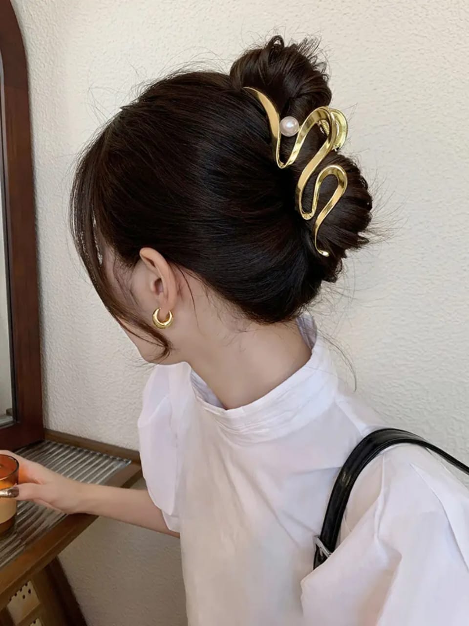 Golden Wave Pearl Hair Clip
