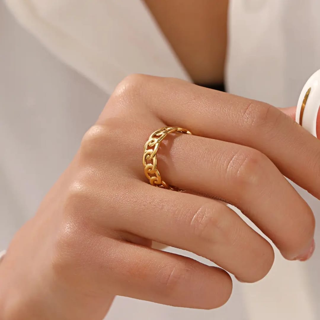Gold Chain-Link Adjustable Ring
