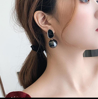 Midnight Muse Drop Earrings