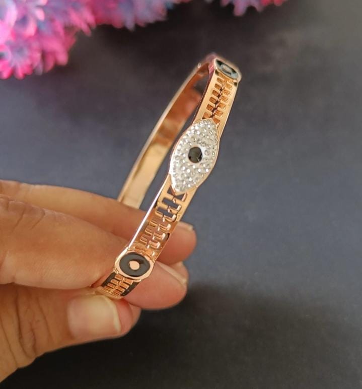 Rose Aura Evil Eye Bracelet