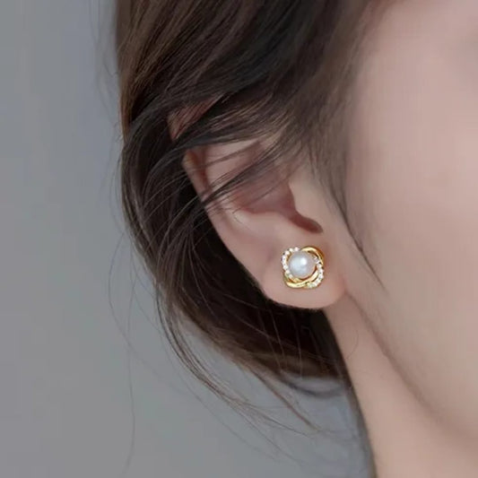 Halo Pearl Studs