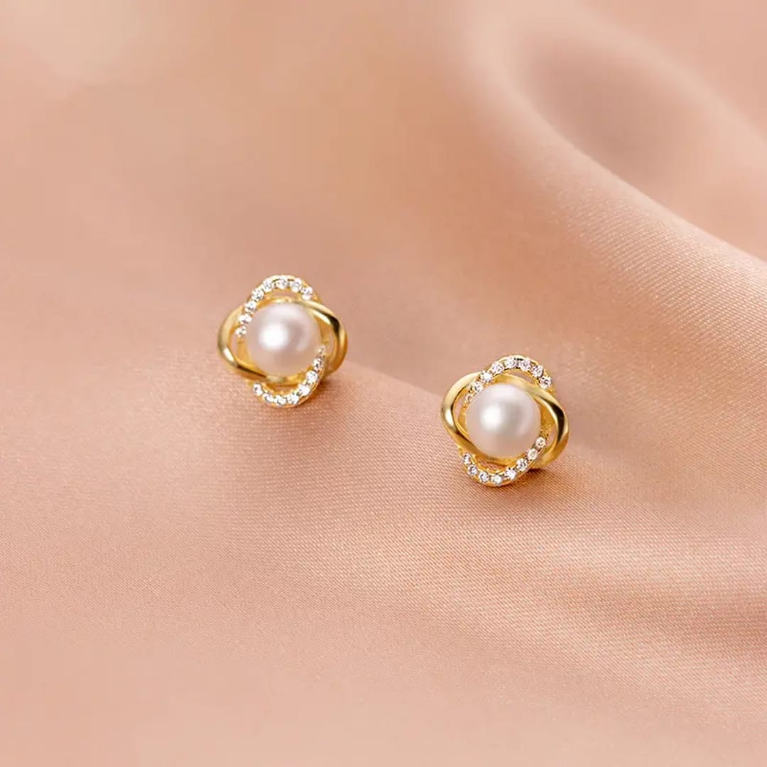 Halo Pearl Studs