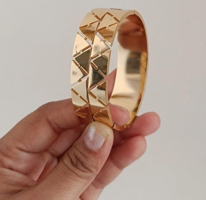 Gold X-Motif Bangle