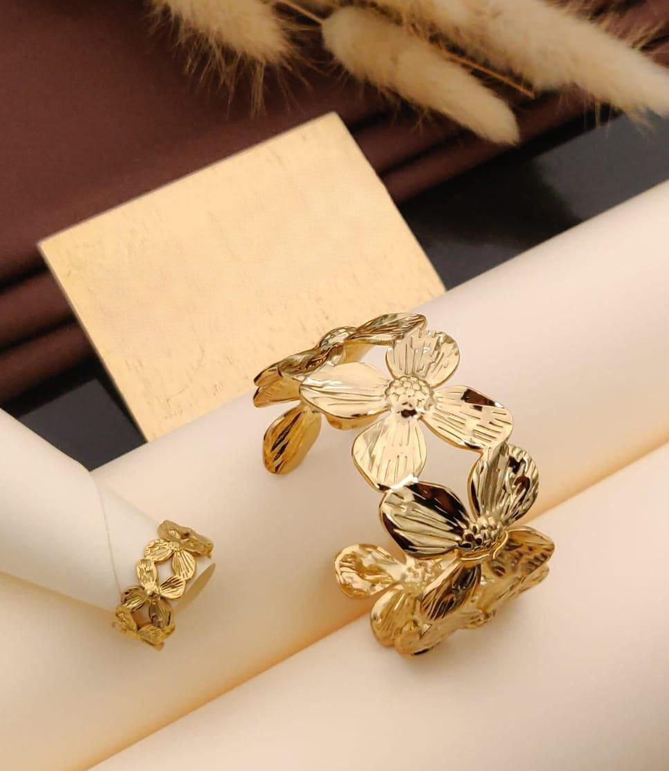 Petals in Bloom Floral Gold Bracelet & Ring Set