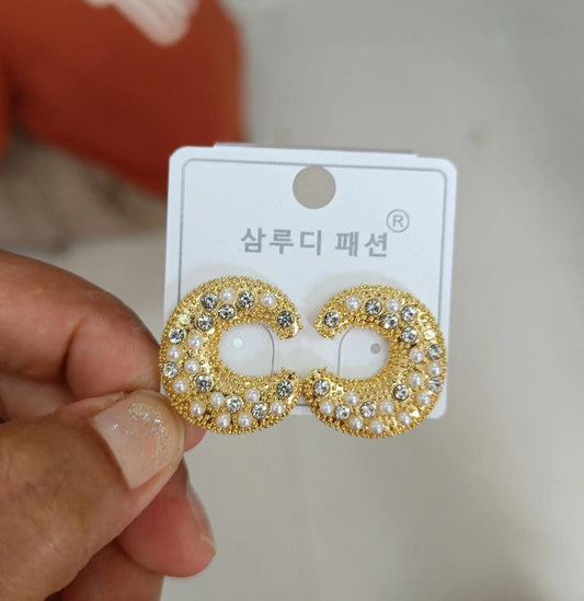 Gold-toned open-circle Korean Earrings