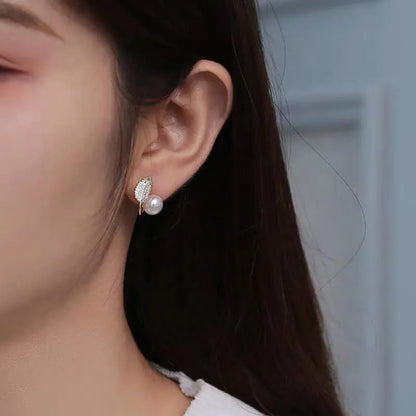 Golden Heart Pearl Stud Earrings