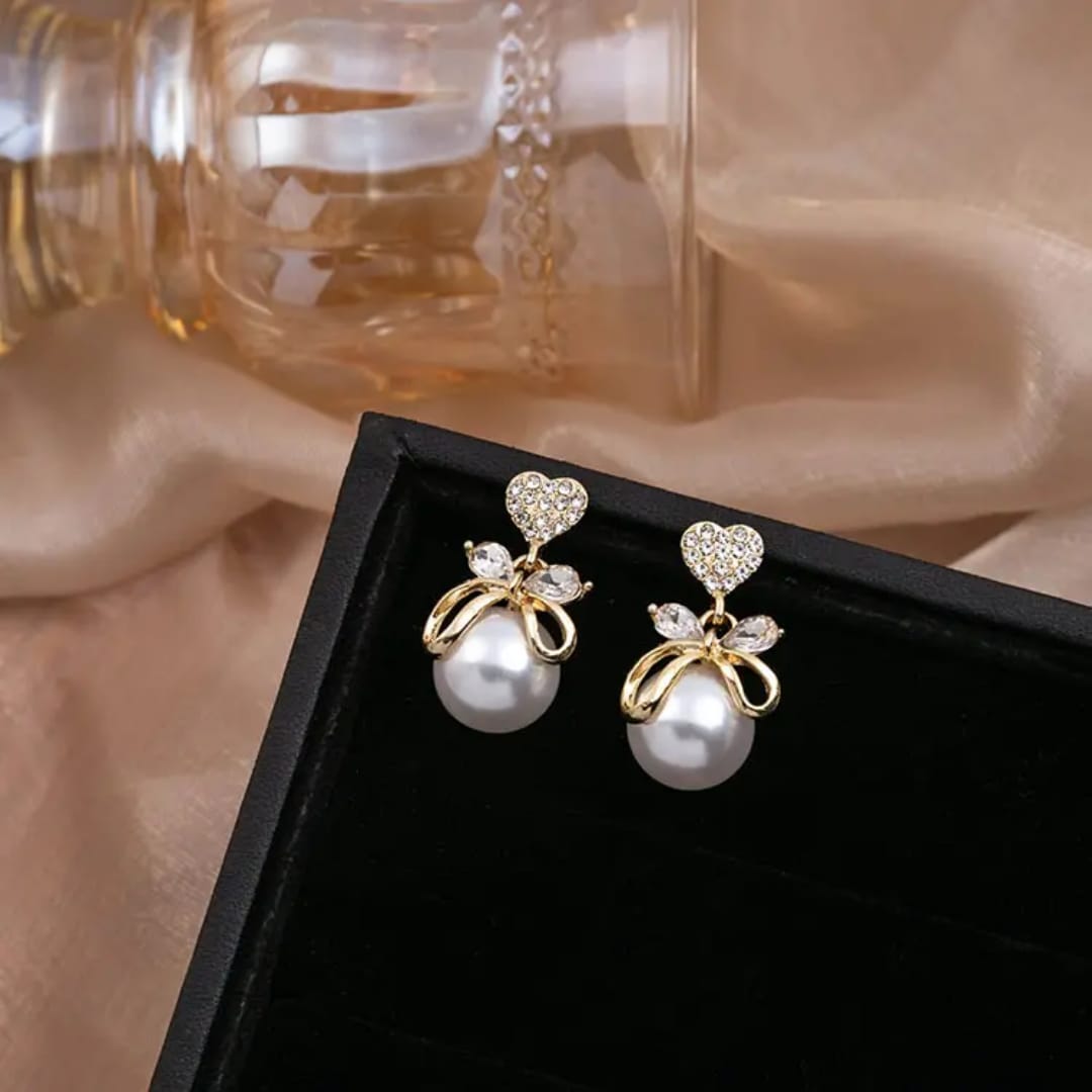 Sparkling Heart & Pearl Drop Earrings
