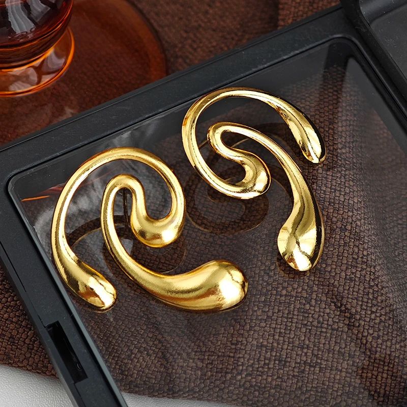 Golden Drift Earrings