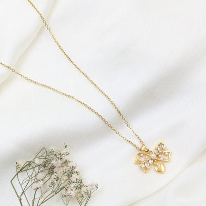 Pearl Bow Pendant Necklace