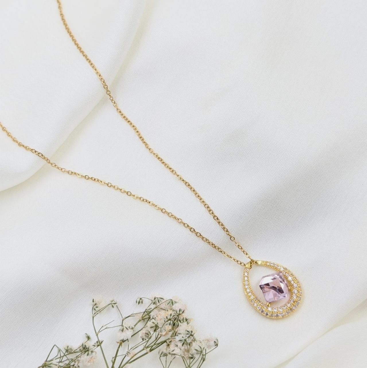 Rosé Radiance Necklace