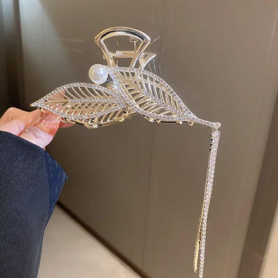 Pearl Leaf Hairpin with Chains