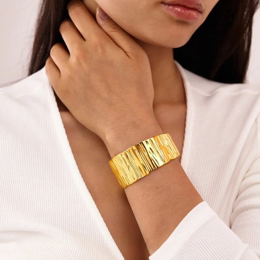 Ripple Texture Gold Cuff
