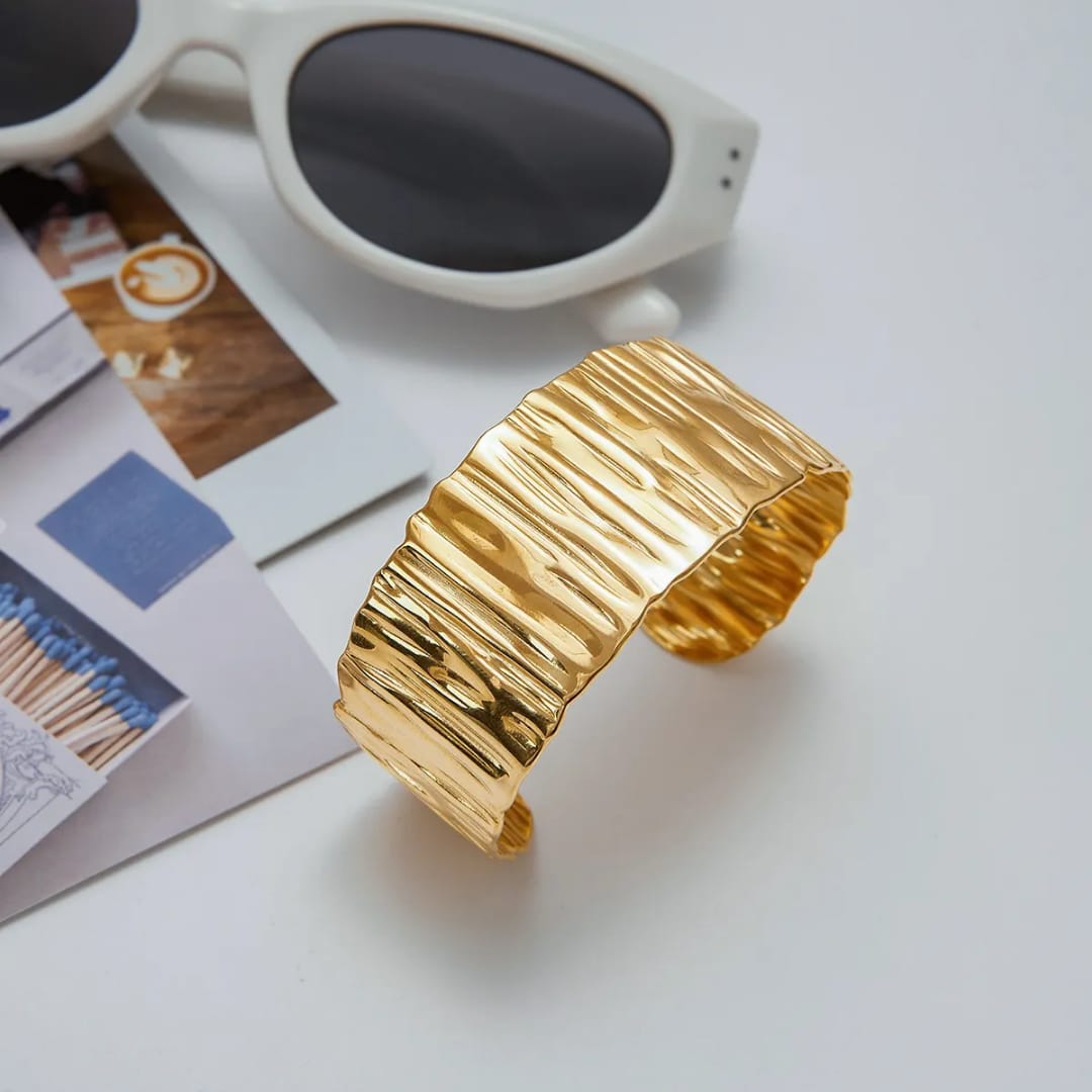 Ripple Texture Gold Cuff
