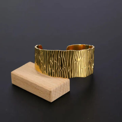 Ripple Texture Gold Cuff
