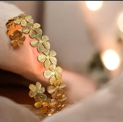 Golden Petal Chain Bracelet