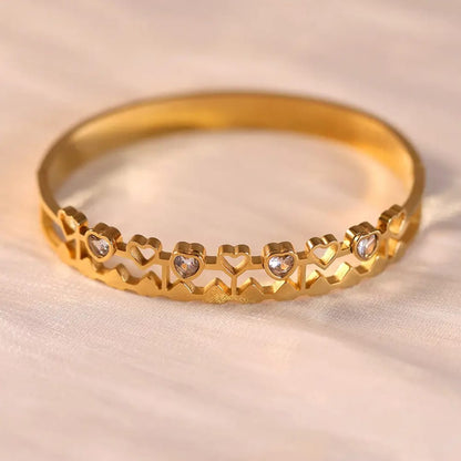 Gold Heart Link Bracelet with Crystals