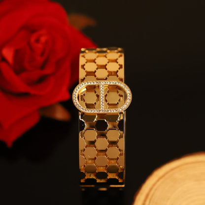 Iconic Oval Charm Bracelet