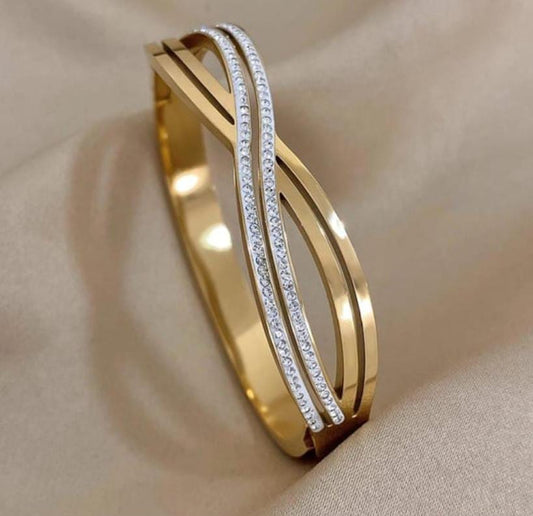 Golden Lattice Luxe Bracelet