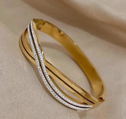 Golden Lattice Luxe Bracelet
