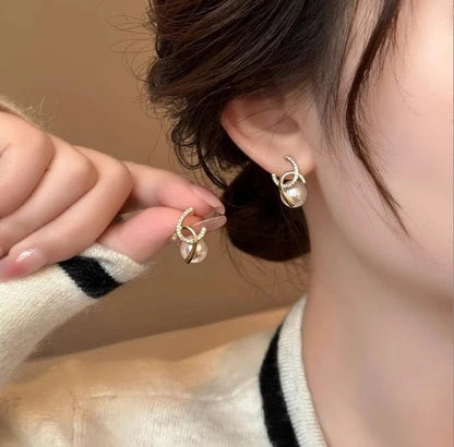 Lustre Loop Pearl Earrings