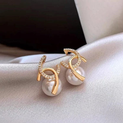 Lustre Loop Pearl Earrings
