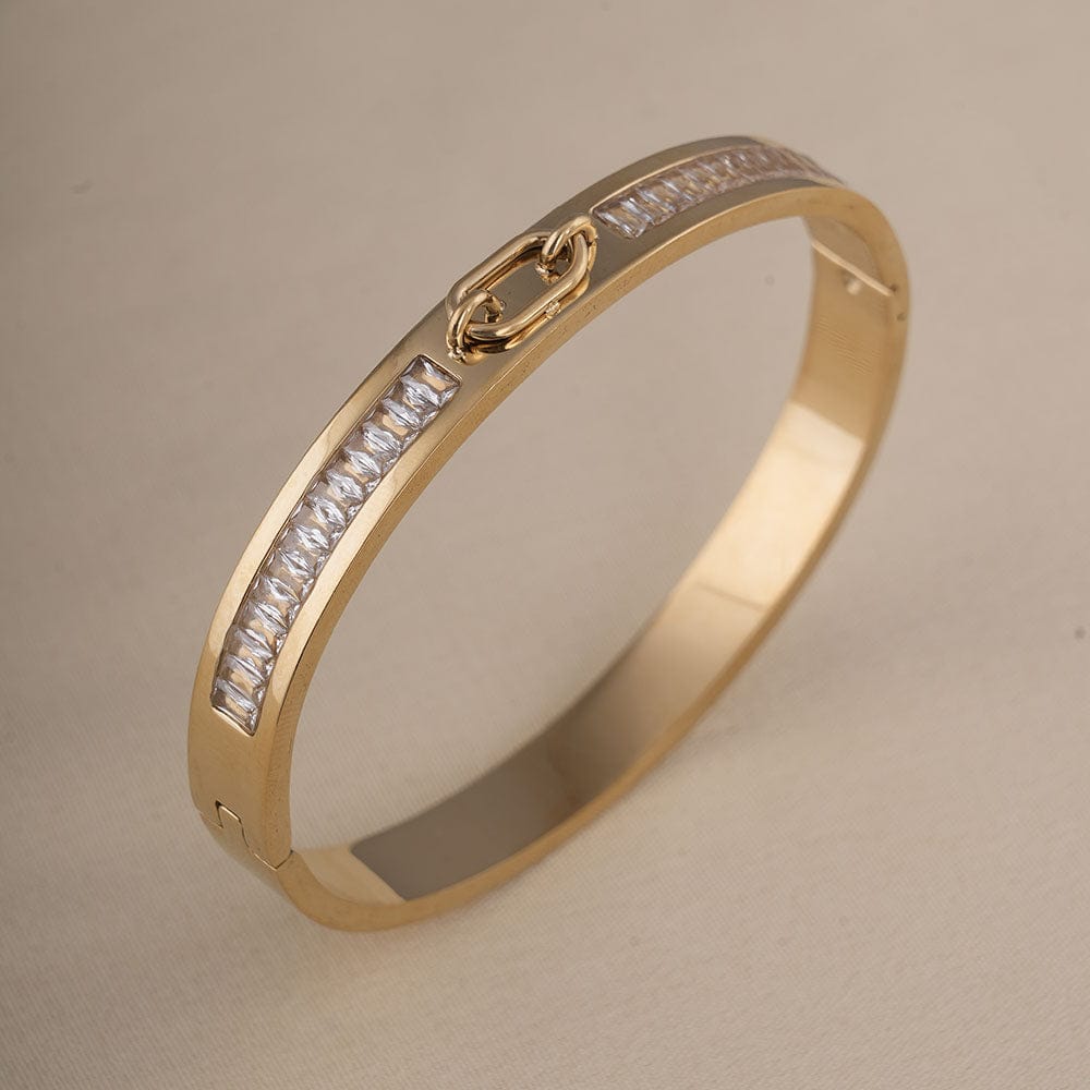 Gold Chain-Link Gem Bracelet