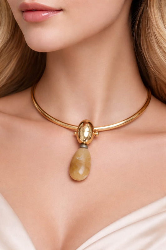 Tara Dusk: Gold Choker with Amber Teardrop