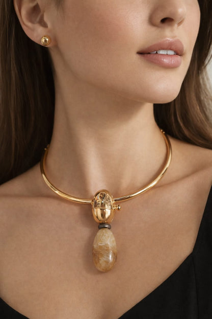 Tara Dusk: Gold Choker with Amber Teardrop