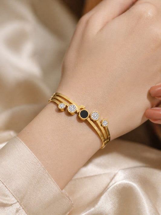 Golden Clover Band Bracelet