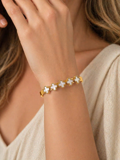 Clover Elegance Bracelet