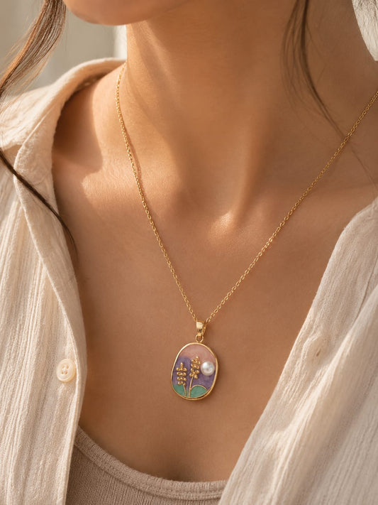 Golden Floral Pearl Pendant Necklace