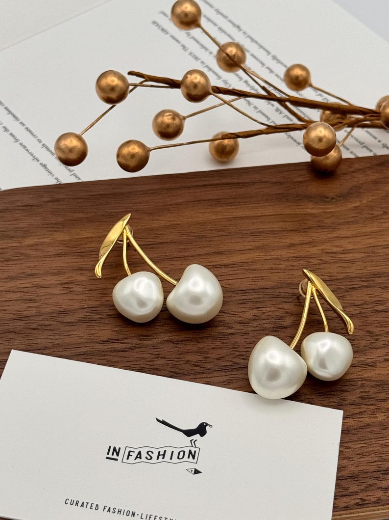 Cherry Pearl Earrings