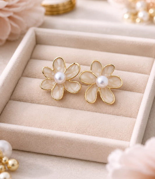 Blooming Pearl Elegance Earrings